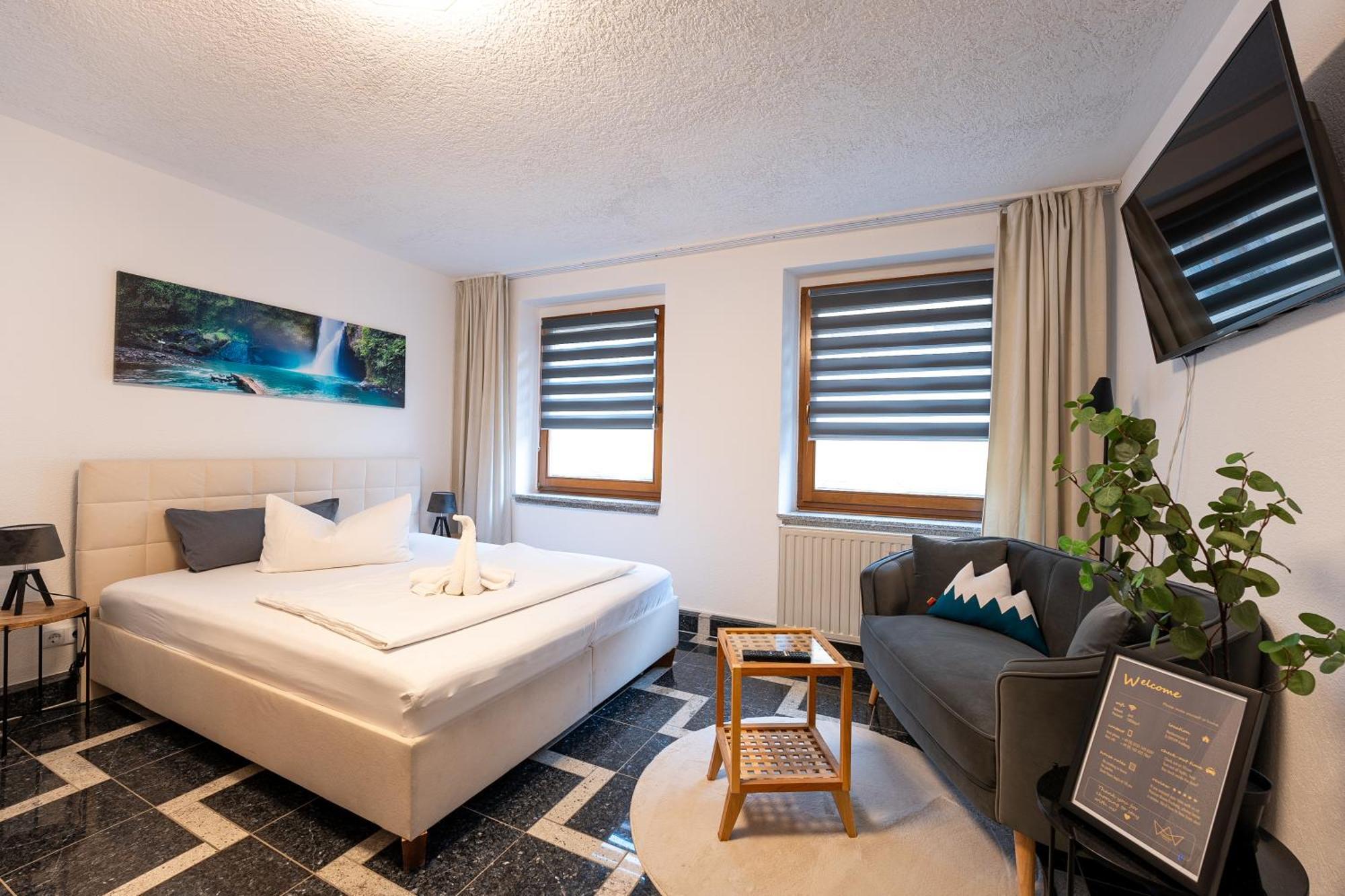 Pension Krone Freiberg Bagian luar foto