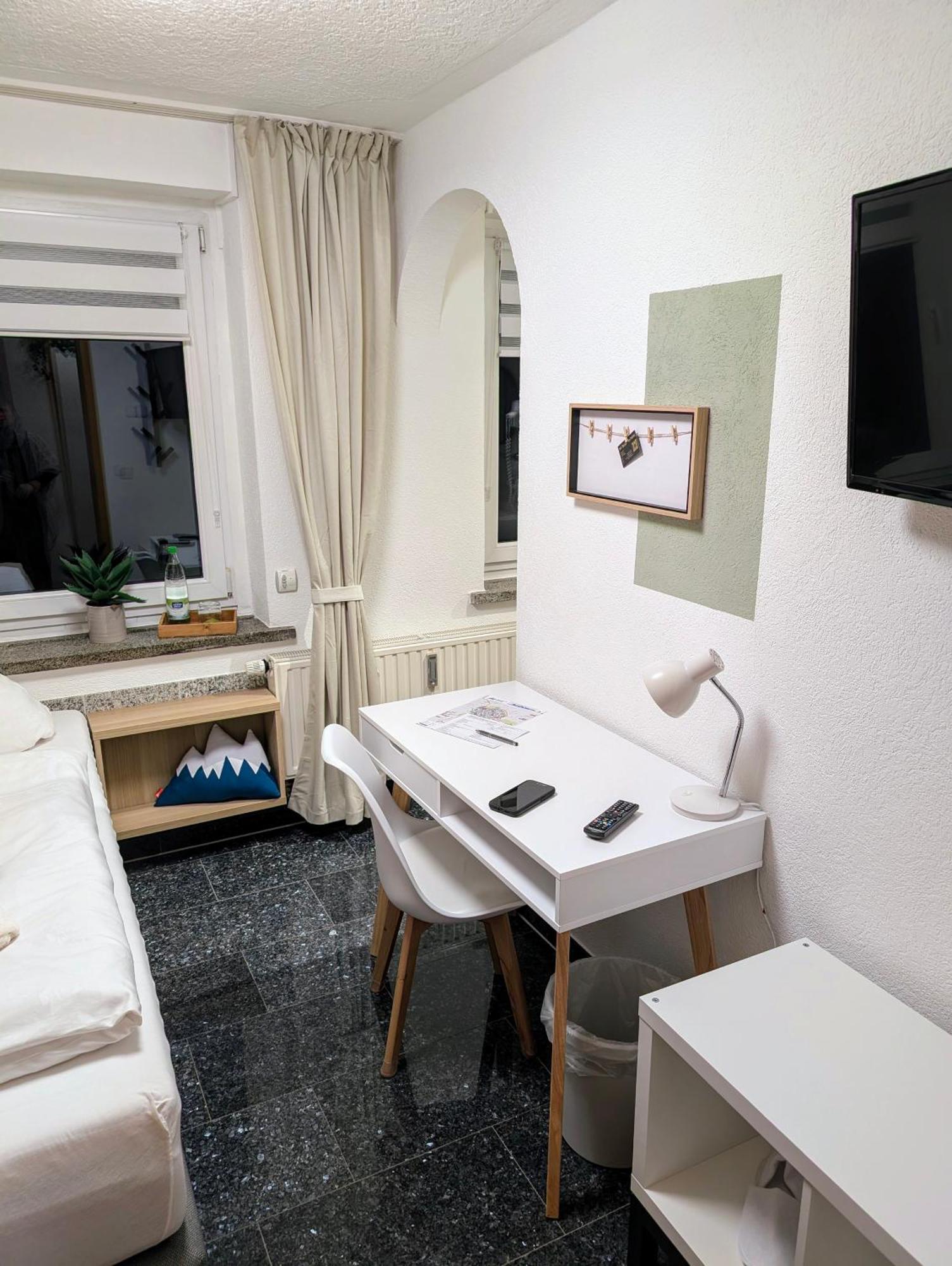 Pension Krone Freiberg Bagian luar foto